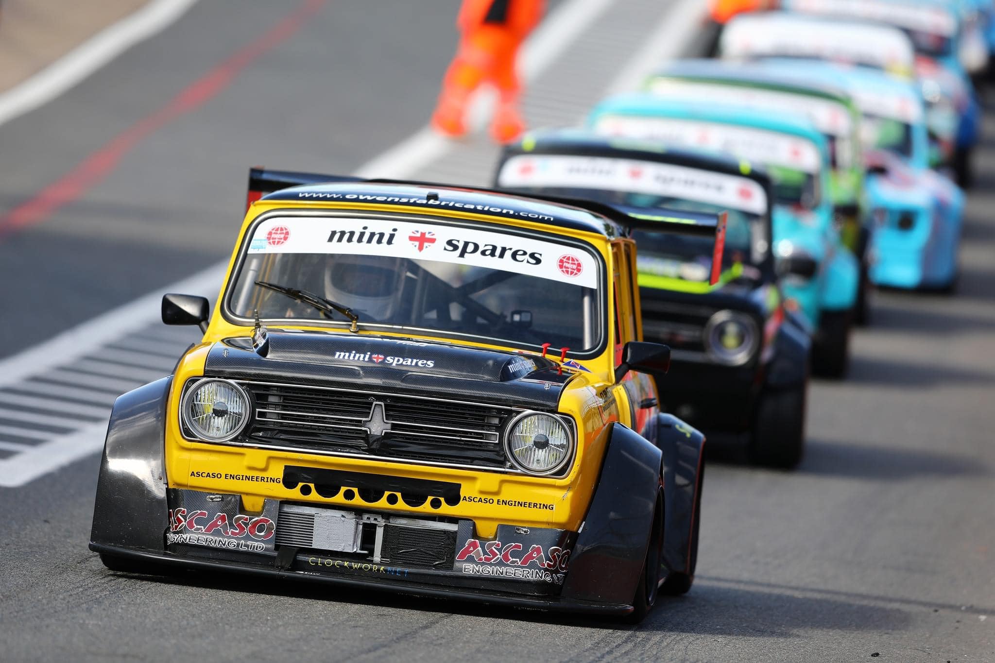 Fastest Mini in the world (FMITW) Brands Hatch 2023 Race report